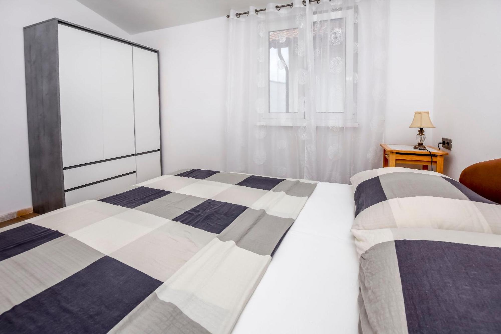 Вилла House Lucija Рогозница Экстерьер фото