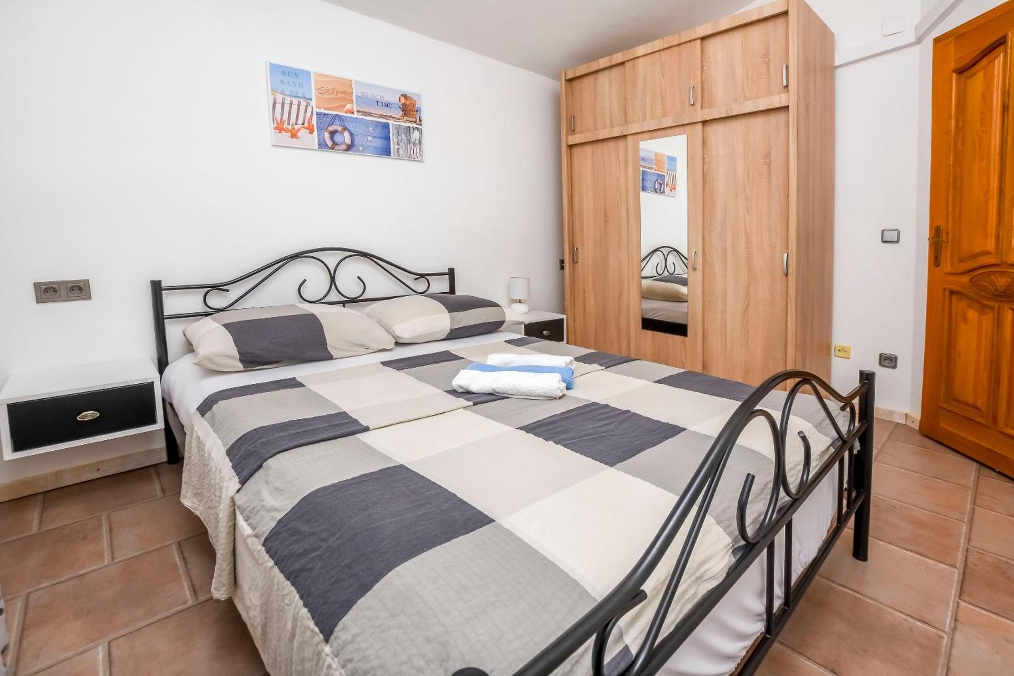 Вилла House Lucija Рогозница Экстерьер фото